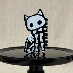 Skeleton Cat Plastic Claw Clip